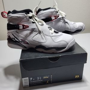 Air Jordan 8 retro BG / size 7Y / color White/Gym Red-Black-Wolf Grey